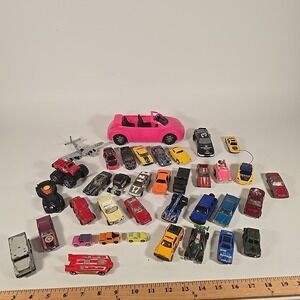 Hot Wheels Matchbox & others lot of 35+ cars